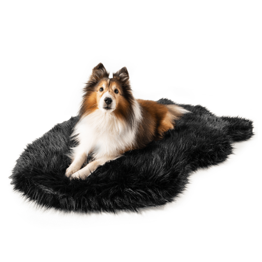 PupRug™ Faux Fur Orthopedic Dog Bed - Curve Midnight Black