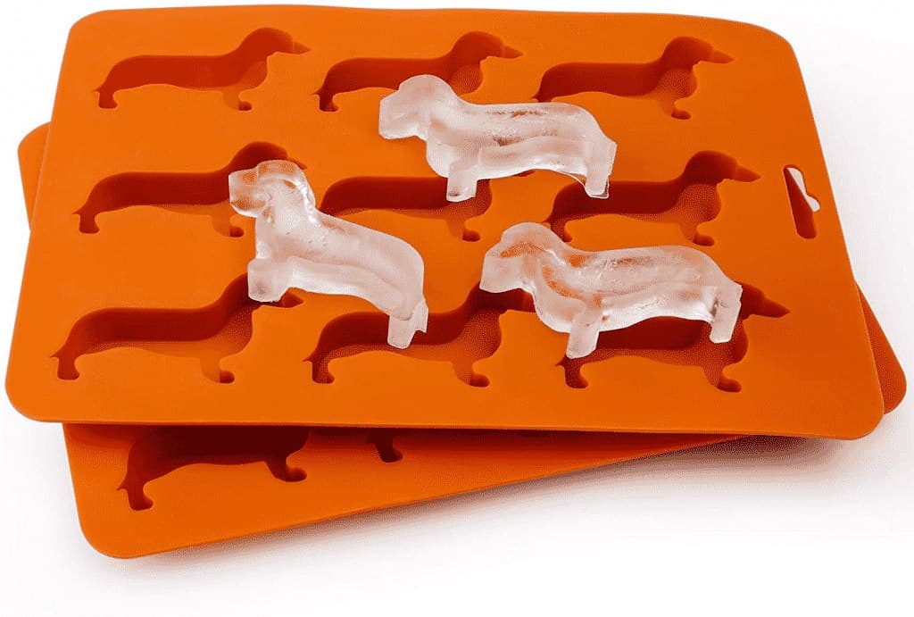 Dachshund gifts: surprise your doxie loving human!