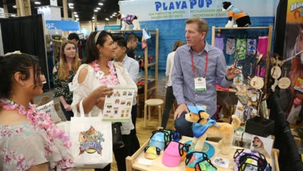 Alpha paw joins superzoo 2021 the biggest nonprofit pet event in north america